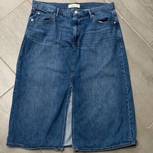 GAP Classic Blue Denim Skirt